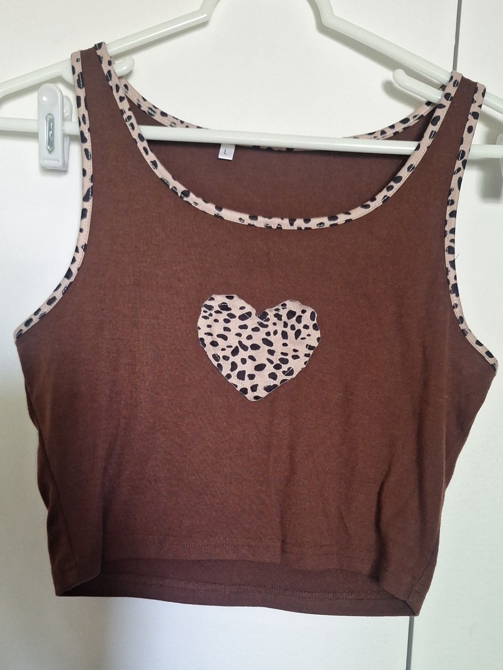 Women’s Brown Heart Applique Tank Crop Top - Unbranded